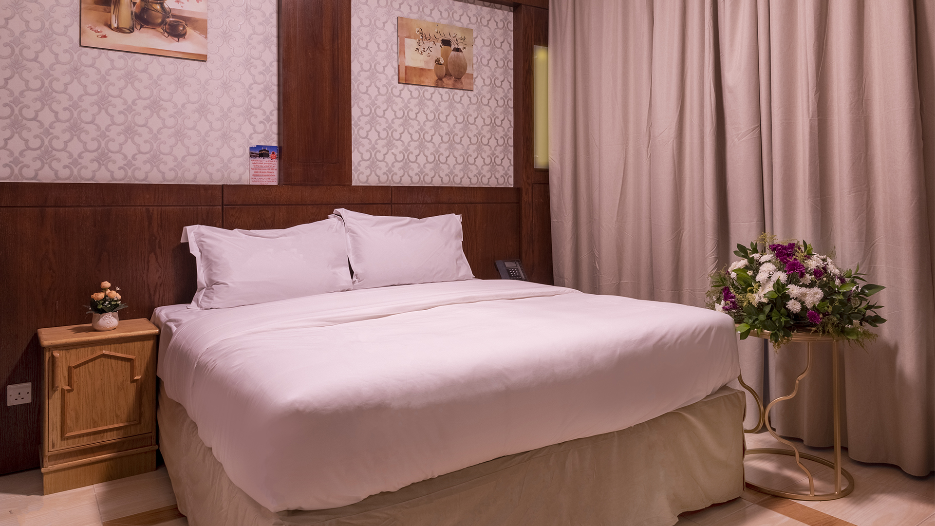 display image on button click